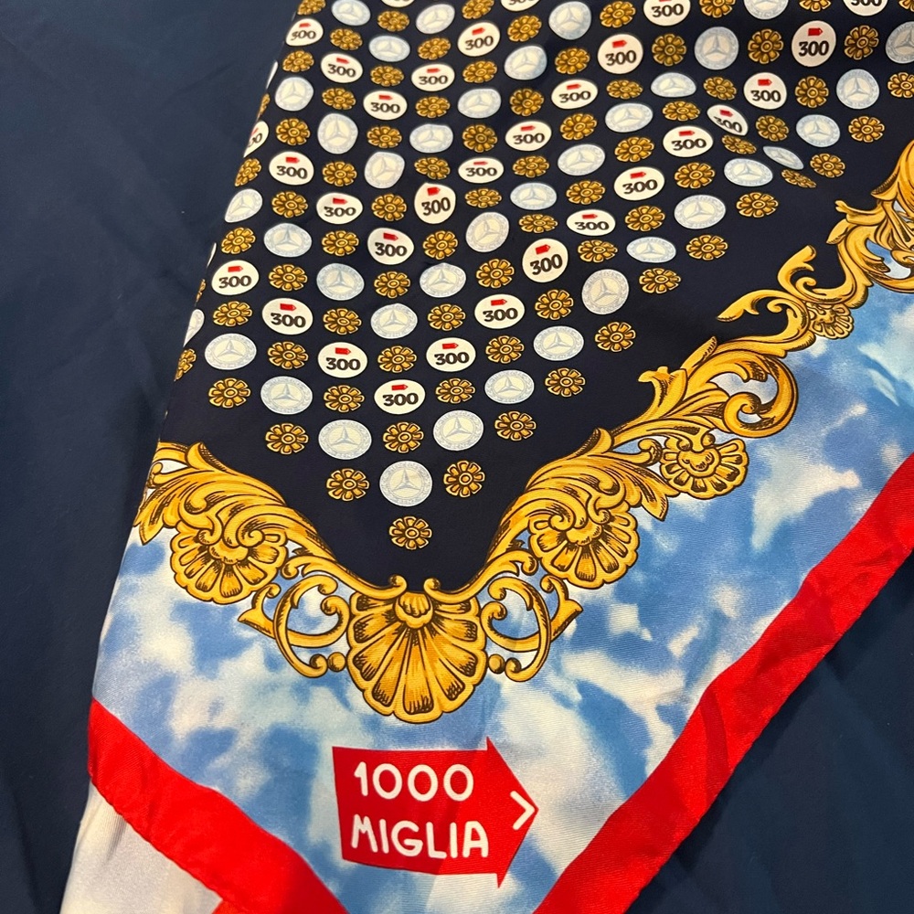 RARE! Mercedes-Benz Collection Classic
1000 Miglia silk scarf.